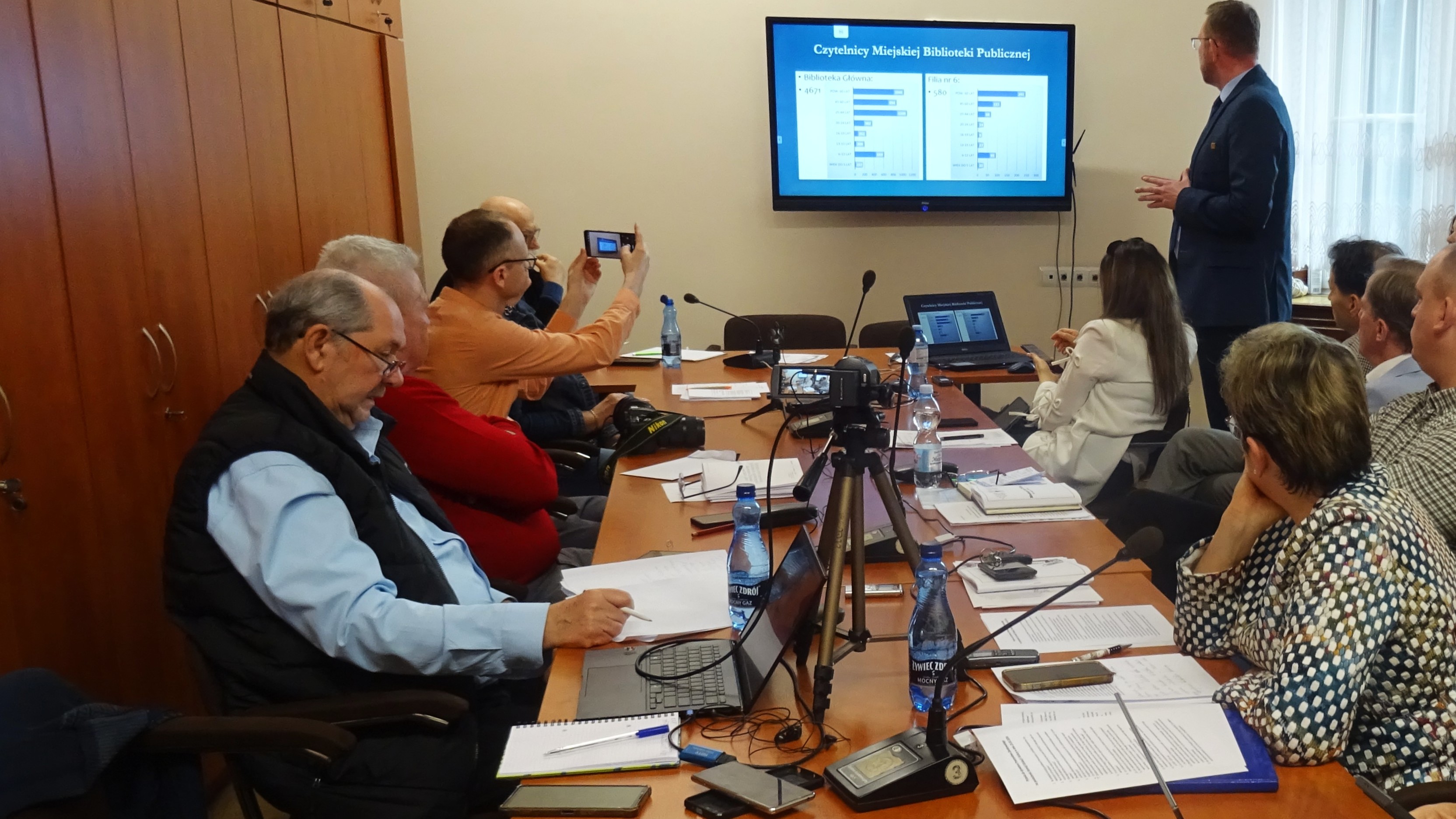 Posiedzenie Komisji Kultury i Edukacji ws. Miejskiej Biblioteki